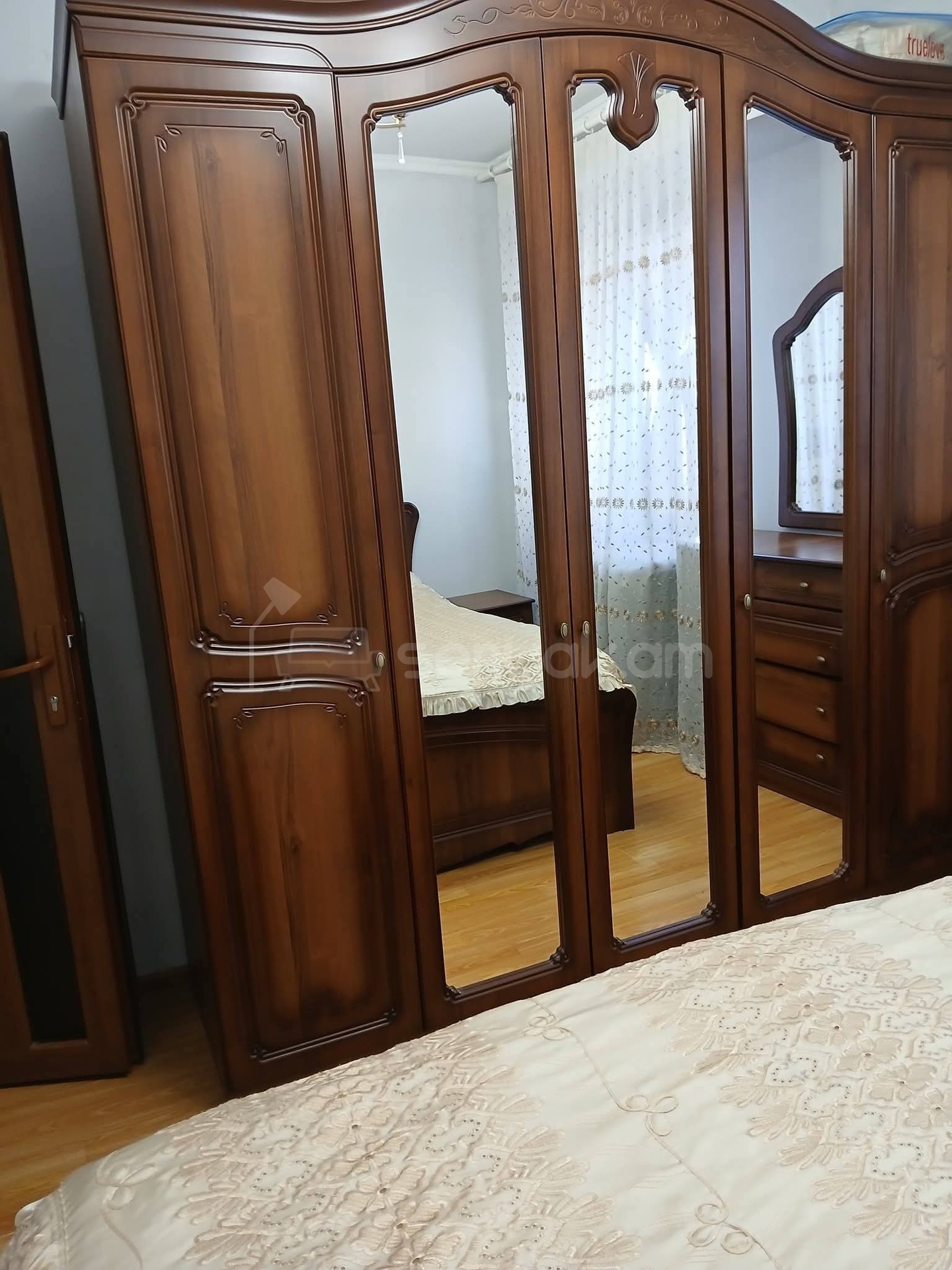 4 Սենյականոց Բնակարան, 81քմ, 1/9 հարկ, Նորմալ Վիճակում