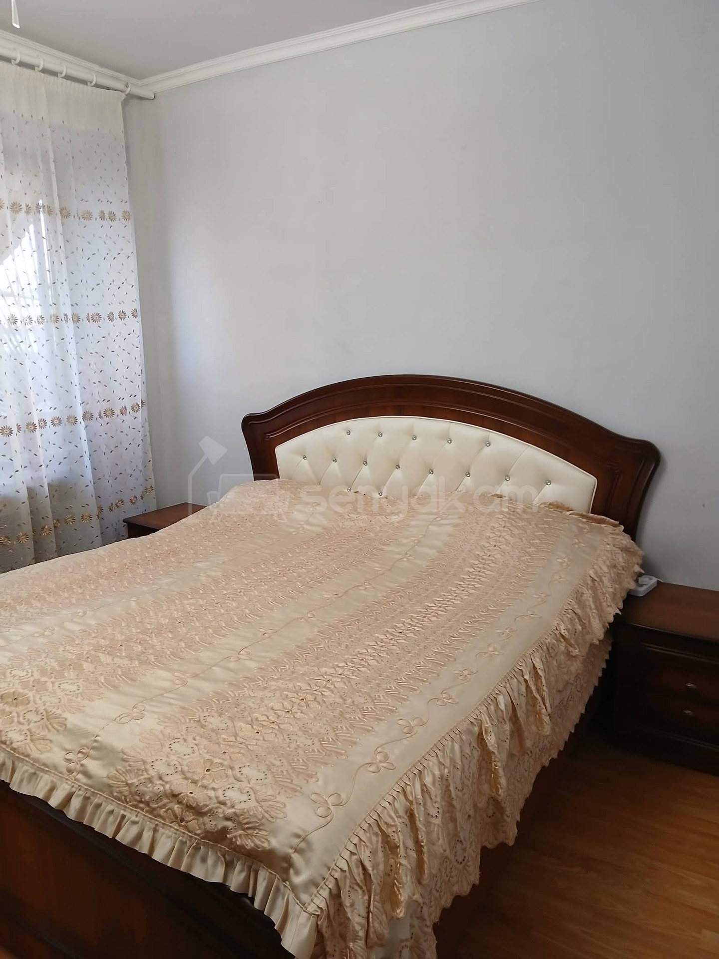 4 Սենյականոց Բնակարան, 81քմ, 1/9 հարկ, Նորմալ Վիճակում