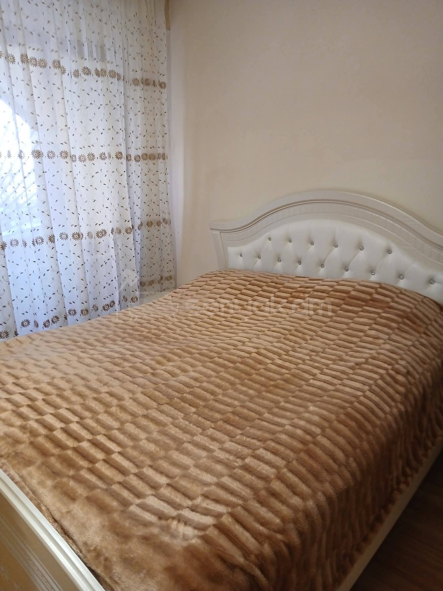 4 Սենյականոց Բնակարան, 81քմ, 1/9 հարկ, Նորմալ Վիճակում