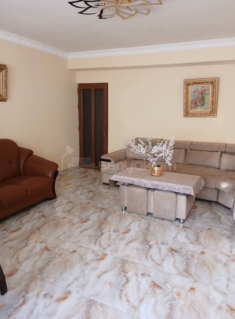 4 Սենյականոց Բնակարան, 81քմ, 1/9 հարկ, Նորմալ Վիճակում