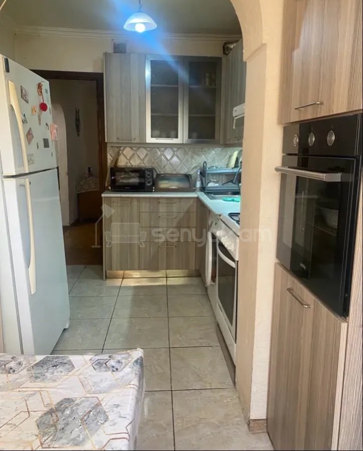 3 Սենյականոց Բնակարան, 78քմ, 1/5 հարկ, Կոսմետիկ Վերանորոգված