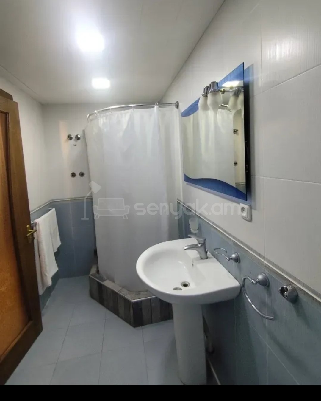 2 Սենյականոց Բնակարան, 45քմ, 3/10 հարկ, Նորմալ Վիճակում