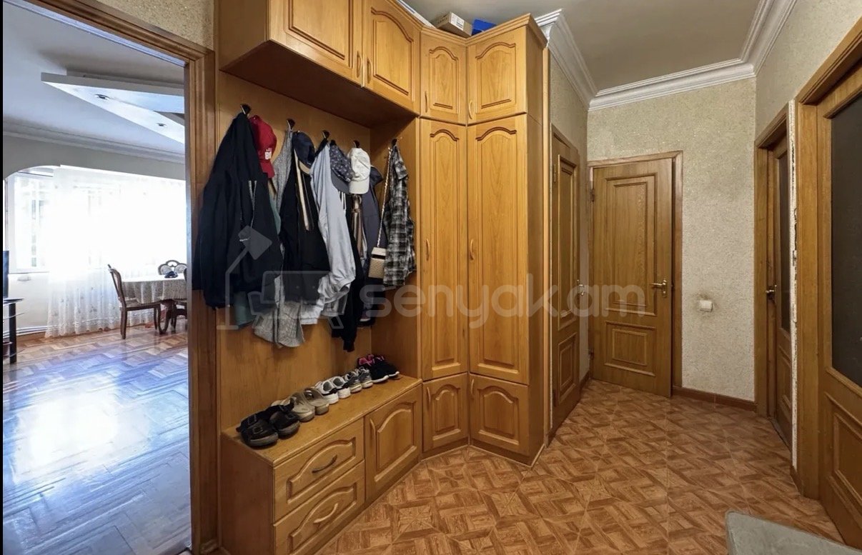 4 Սենյականոց Բնակարան, 87քմ, 2/9 հարկ, Կոսմետիկ Վերանորոգված