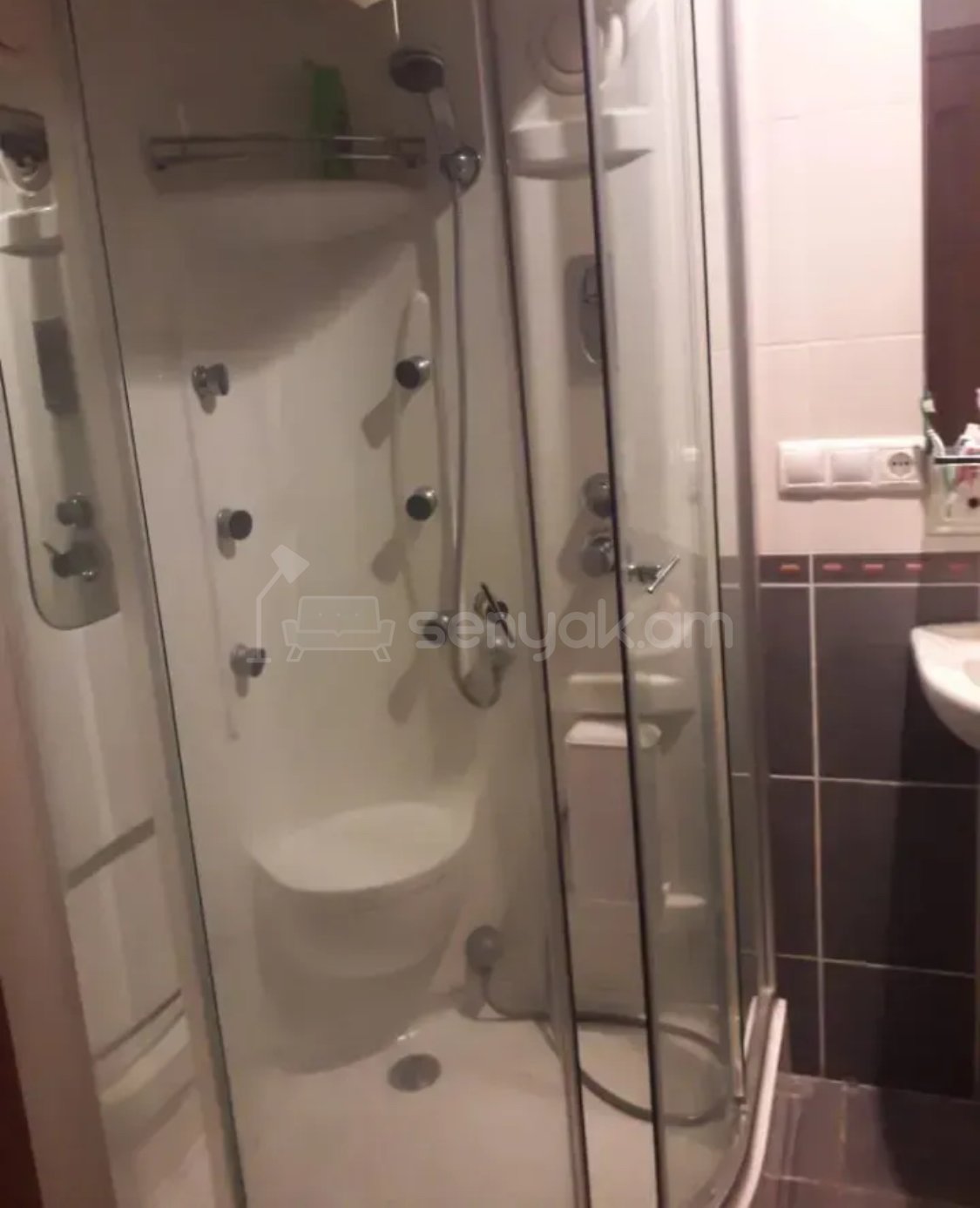 4 Սենյականոց Բնակարան, 90քմ, 3/16 հարկ, Կապիտալ Վերանորոգված, Կահավորված
