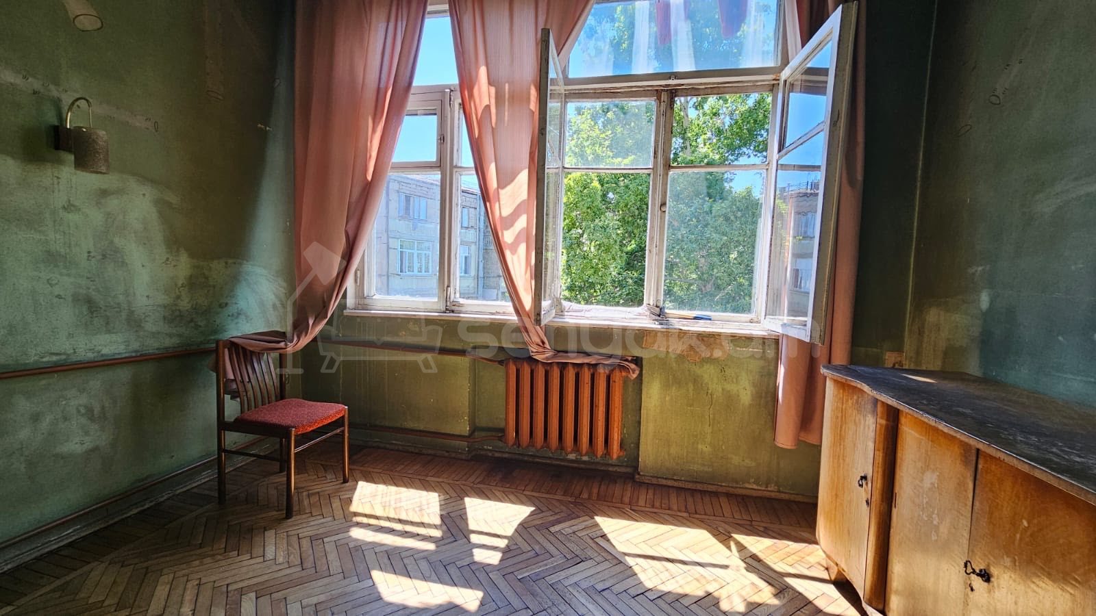 4 Սենյականոց Բնակարան Քարե Շենքում, 86քմ, 5/6 հարկ, Պետական Վիճակում