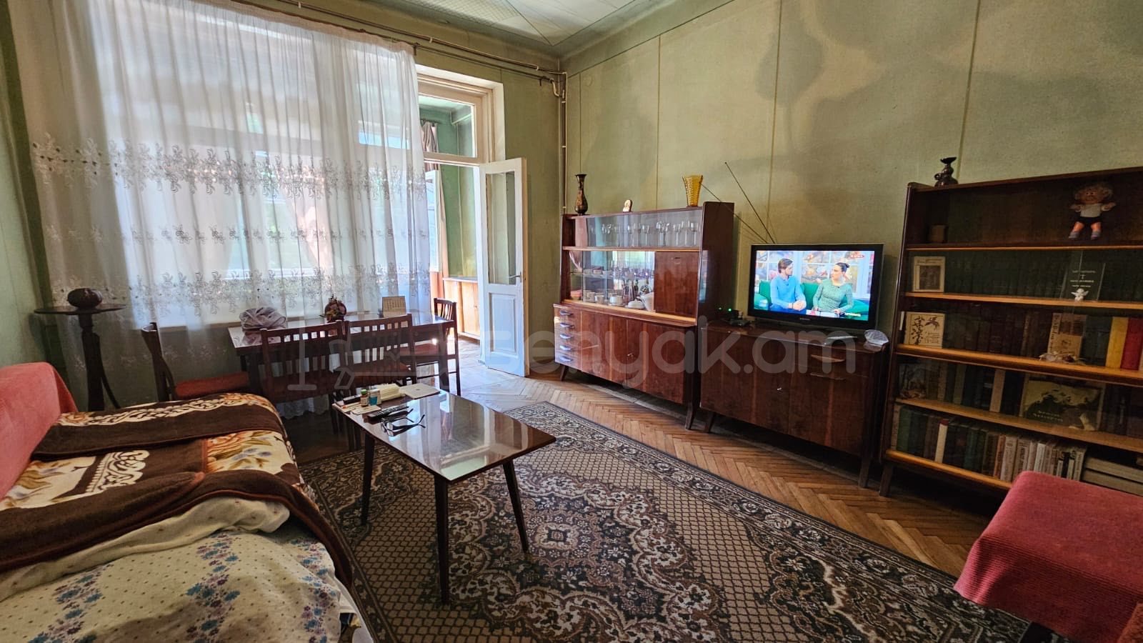 4 Սենյականոց Բնակարան Քարե Շենքում, 86քմ, 5/6 հարկ, Պետական Վիճակում