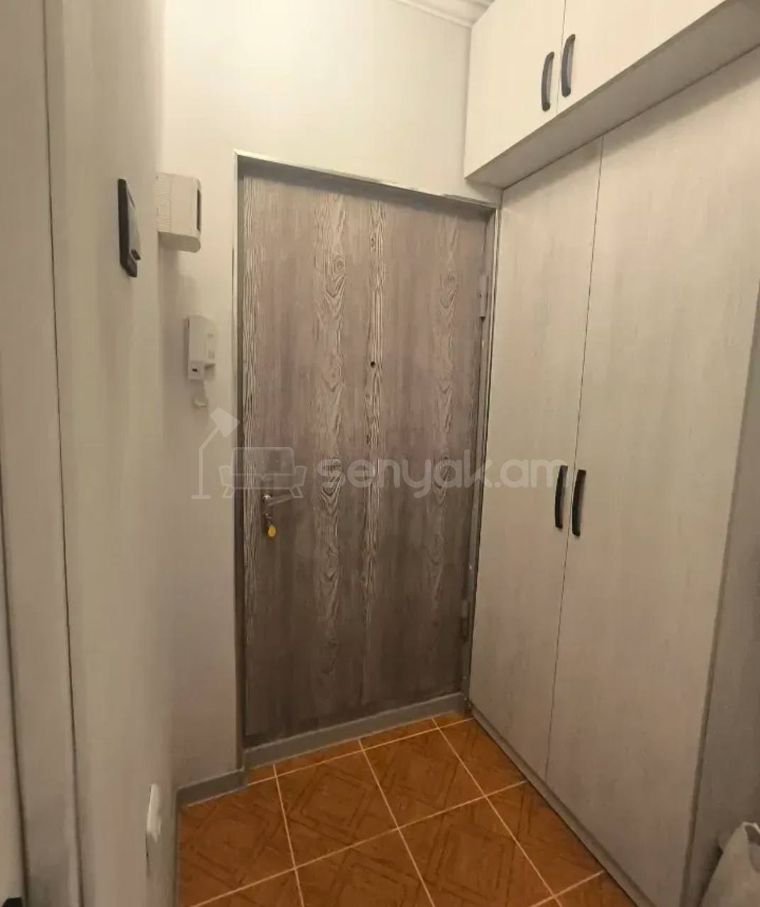 2 Սենյականոց Բնակարան, 45քմ, 1/9 հարկ, Կոսմետիկ Վերանորոգված, Կահավորված