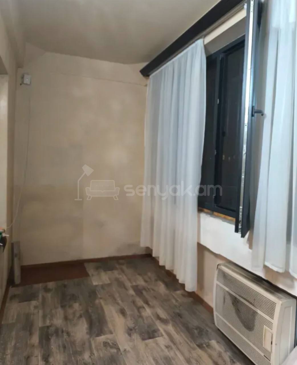 2 Սենյականոց Բնակարան, 45քմ, 1/9 հարկ, Կոսմետիկ Վերանորոգված, Կահավորված
