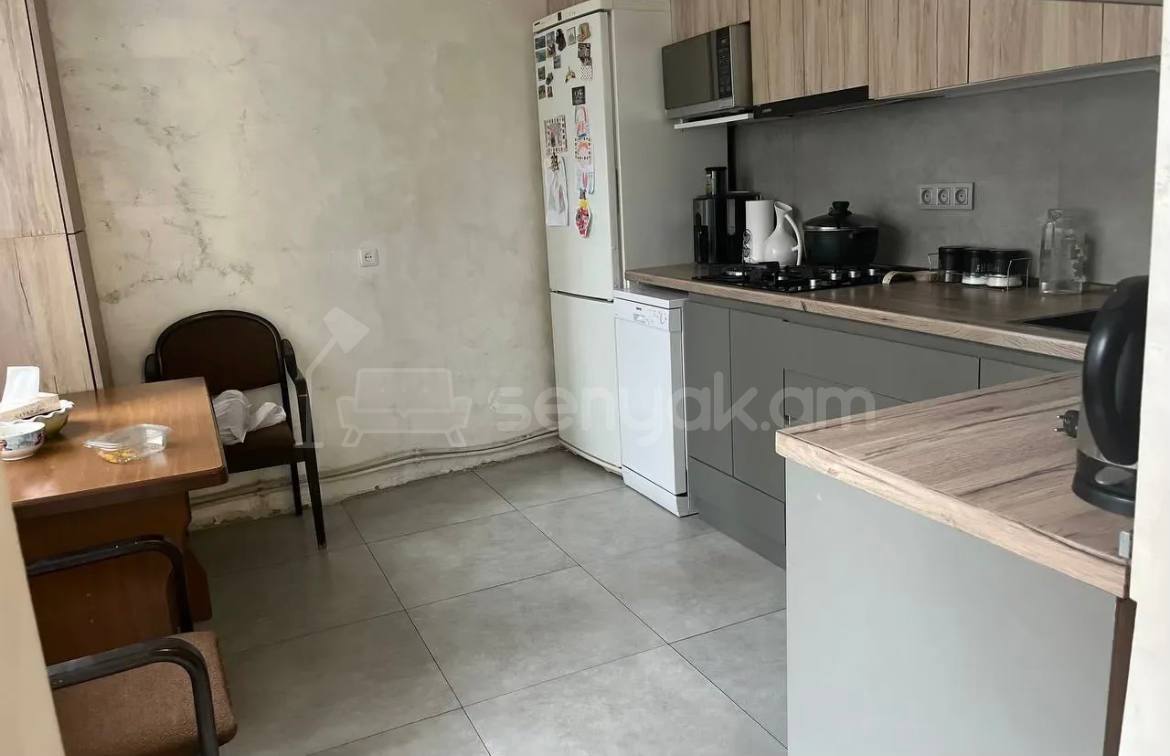 4 Սենյականոց Սեփական Տուն, 160քմ, Կապիտալ Վերանորոգված