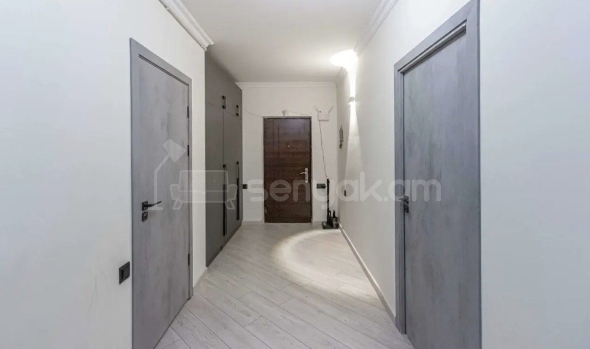 3 Սենյականոց Բնակարան Նորակառույցում, 81քմ, 4/12 հարկ, Դիզայներական Վերանորոգված