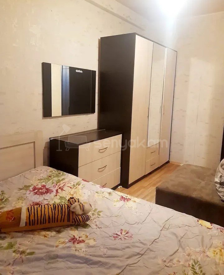 3 Սենյականոց Բնակարան, 72քմ, 1/12 հարկ, Նորմալ Վիճակում