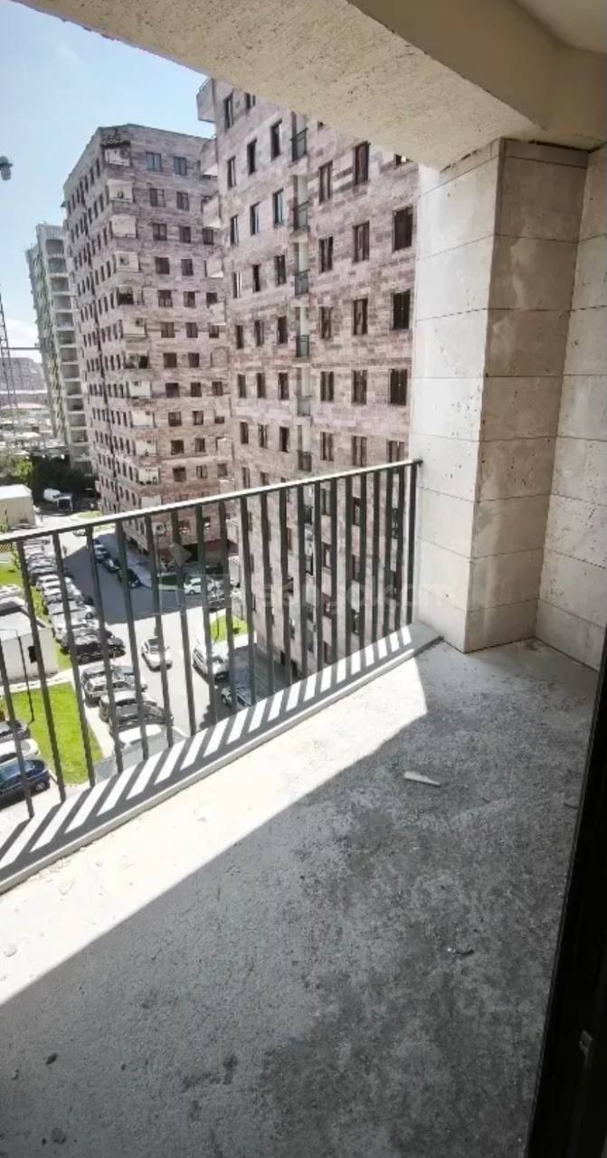3 Սենյականոց Բնակարան, 110քմ, 7/18 հարկ, Զրոյական Վիճակում