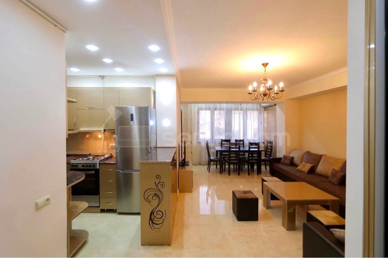 2 Սենյականոց Բնակարան, 43քմ, 8/9 հարկ, Դիզայներական Վերանորոգված, Կահավորված, Արևկող