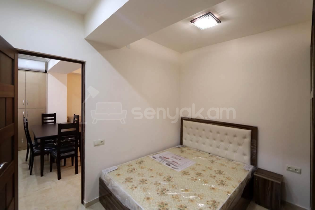 2 Սենյականոց Բնակարան, 43քմ, 8/9 հարկ, Դիզայներական Վերանորոգված, Կահավորված, Արևկող