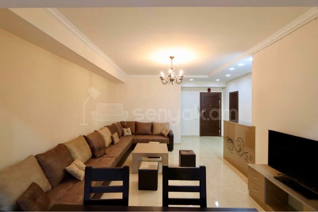 2 Սենյականոց Բնակարան, 43քմ, 8/9 հարկ, Դիզայներական Վերանորոգված, Կահավորված, Արևկող