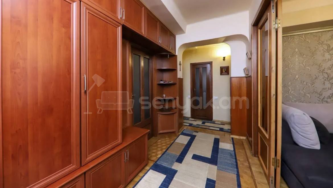 3 Սենյականոց Բնակարան, 89քմ, 8/9 հարկ, Կապիտալ Վերանորոգված