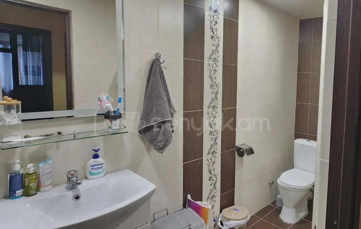 2 Սենյականոց Բնակարան, 71քմ, 2/9 հարկ, Կապիտալ Վերանորոգված