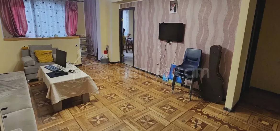 2 Սենյականոց Բնակարան, 71քմ, 2/9 հարկ, Կապիտալ Վերանորոգված