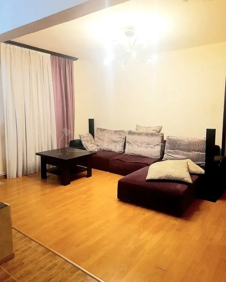 3 Սենյականոց Բնակարան, 72քմ, 1/13 հարկ, Նորմալ Վիճակում