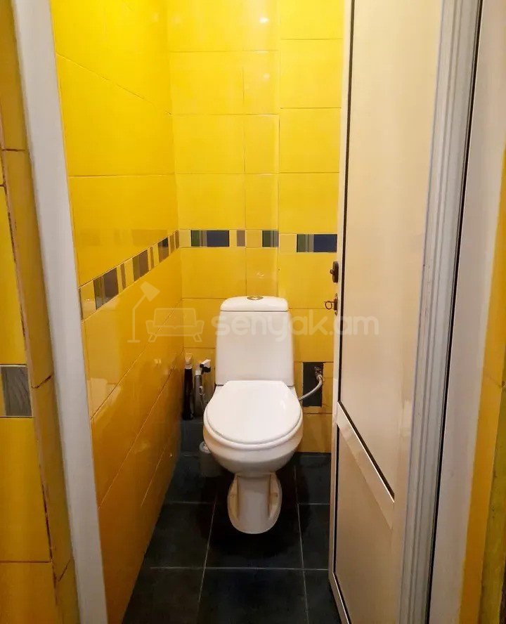 3 Սենյականոց Բնակարան, 72քմ, 1/13 հարկ, Նորմալ Վիճակում