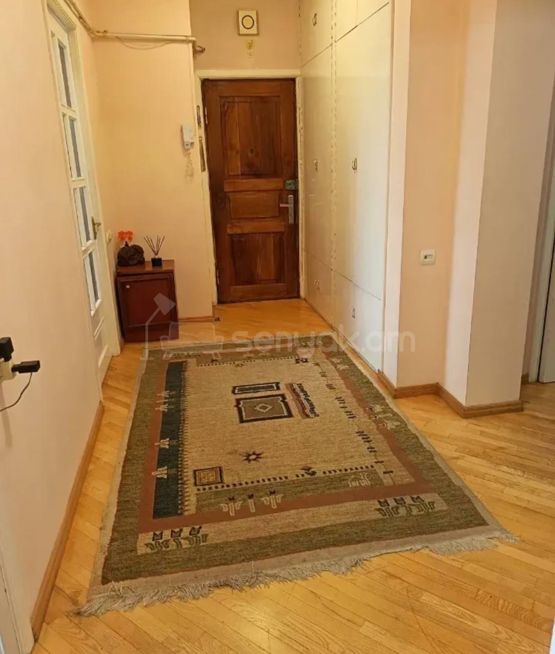 4 Սենյականոց Բնակարան, 88քմ, 3/9 հարկ, Կապիտալ Վերանորոգված