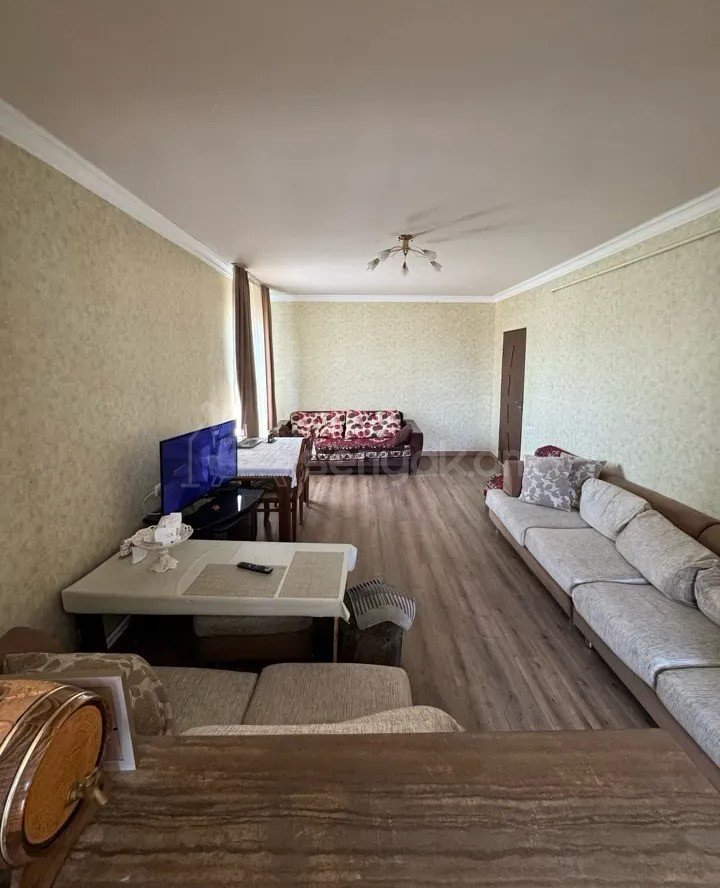 3 Սենյականոց Բնակարան, 63քմ, 8/9 հարկ, Նորմալ Վիճակում