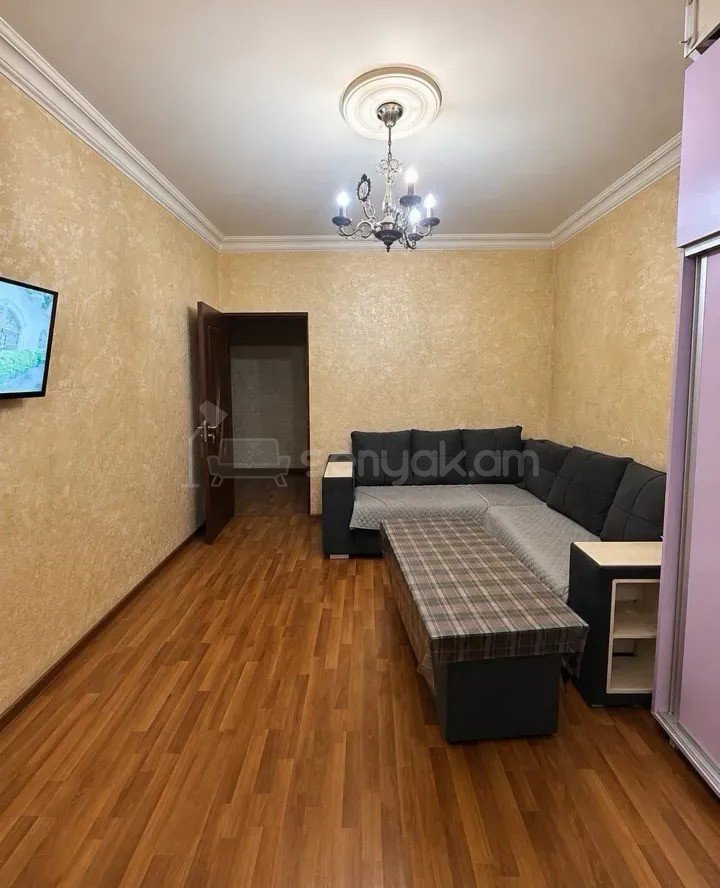 1 Սենյականոց Բնակարան Նորակառույցում, 44քմ, 1/12 հարկ, Կապիտալ Վերանորոգված