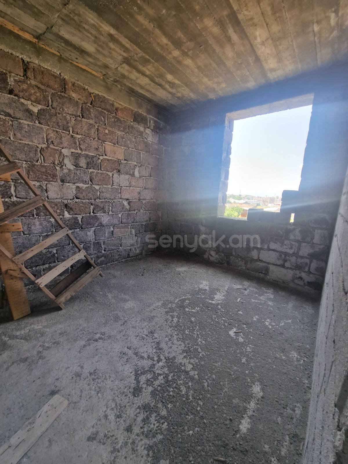 6 Սենյականոց Սեփական Տուն, 360քմ, Ավտոտնակով