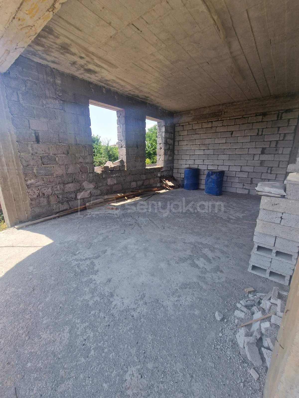 6 Սենյականոց Սեփական Տուն, 360քմ, Ավտոտնակով