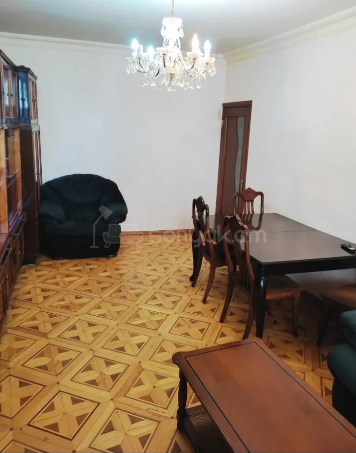 3 Սենյականոց Բնակարան, 78քմ, 5/9 հարկ, Պետական Վիճակում