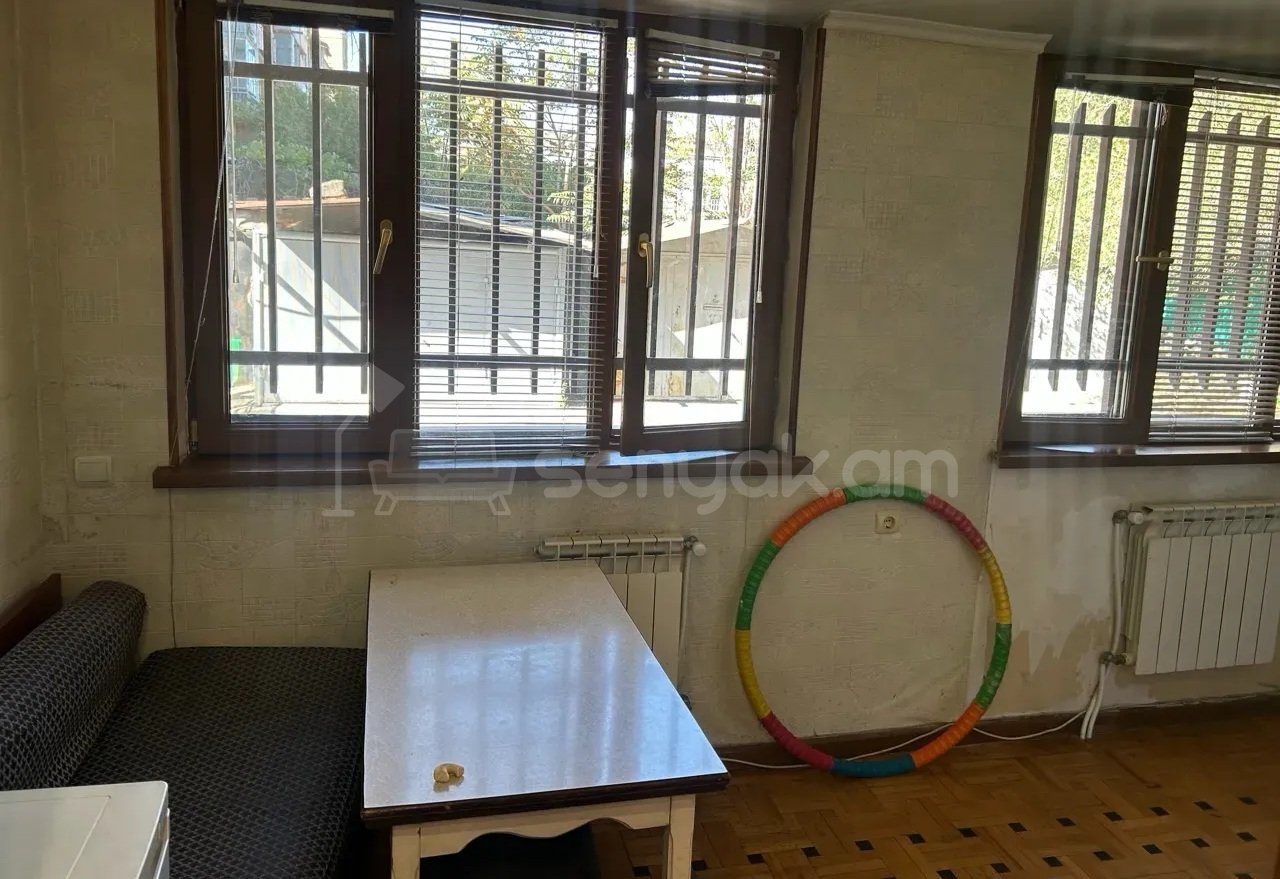 3 Սենյականոց Բնակարան, 74քմ, 1/5 հարկ, Դիզայներական Վերանորոգված