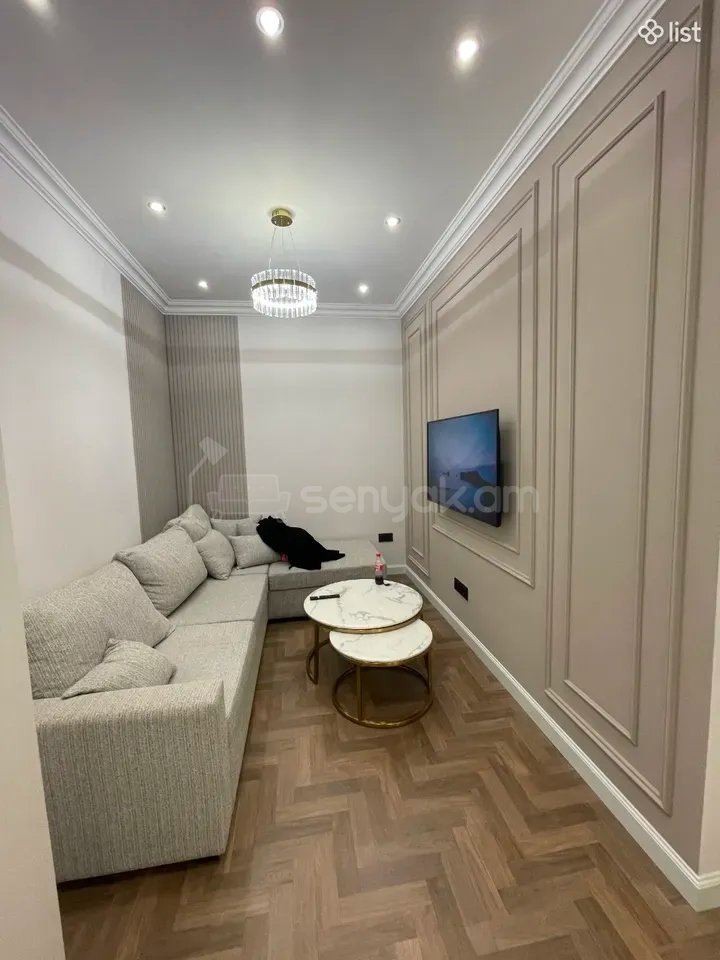 2 Սենյականոց Բնակարան Քարե Շենքում, 40քմ, 2/5 հարկ, Դիզայներական Վերանորոգված, Կահավորված, Արևկող