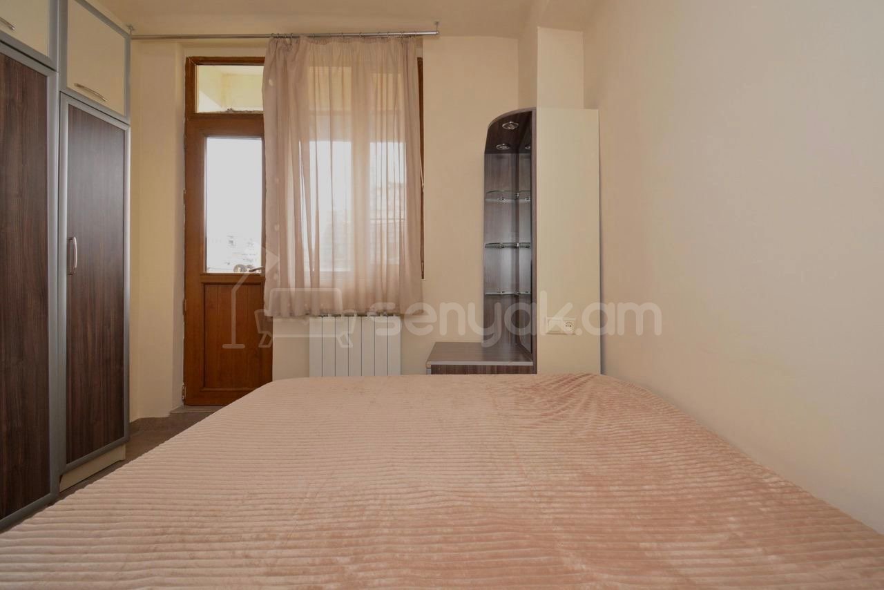 2 Սենյականոց Բնակարան, 42քմ, 5/10 հարկ, Կապիտալ Վերանորոգված, Կահավորված