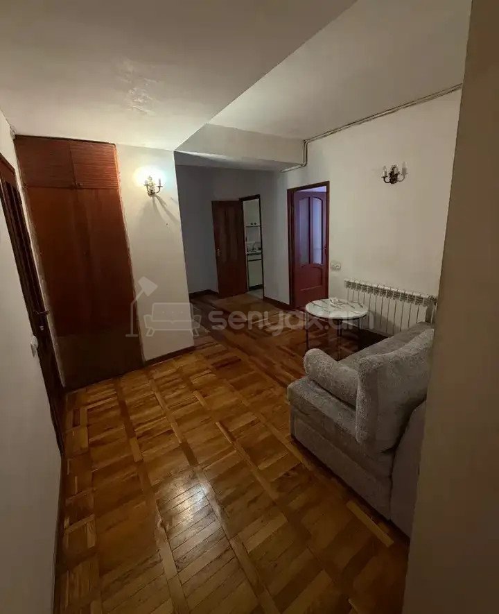 3 Սենյականոց Բնակարան, 90քմ, 14/14 հարկ, Նորմալ Վիճակում, Կահավորված