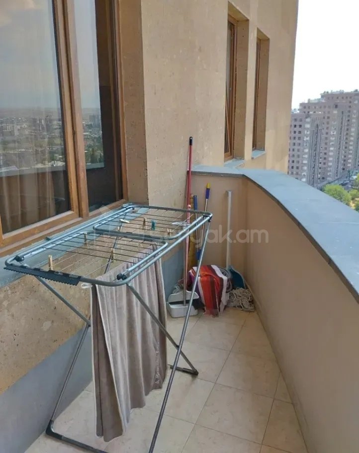 3 Սենյականոց Բնակարան Նորակառույցում, 80քմ, 15/15 հարկ, Կապիտալ Վերանորոգված