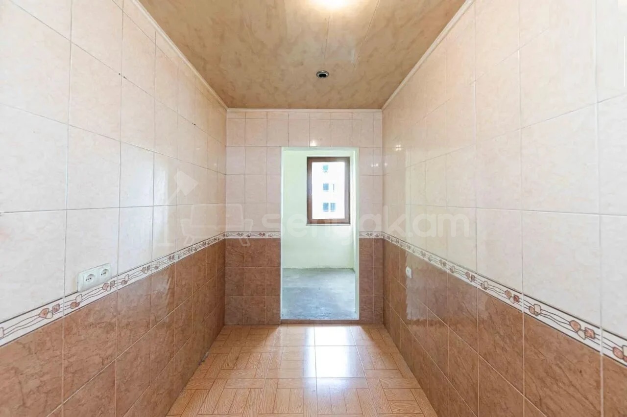 2 Սենյականոց Բնակարան, 43քմ, 9/9 հարկ, Նորմալ Վիճակում