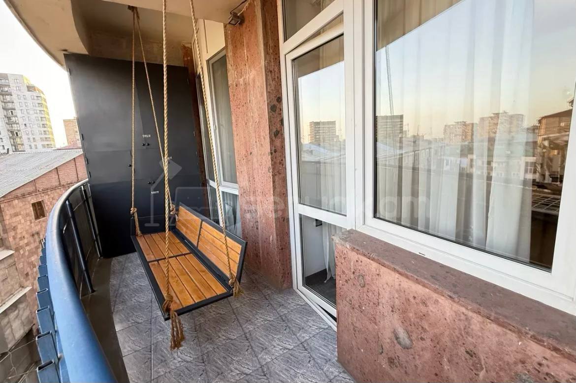3 Սենյականոց Բնակարան, 59քմ, 4/19 հարկ, Կապիտալ Վերանորոգված, Կահավորված, Արևկող