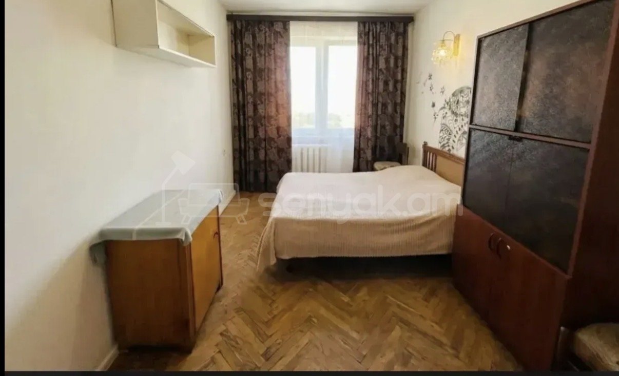 3 Սենյականոց Բնակարան, 75քմ, 9/9 հարկ, Պետական Վիճակում