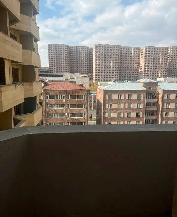 2 Սենյականոց Բնակարան Նորակառույցում, 52քմ, 7/9 հարկ, Կապիտալ Վերանորոգված