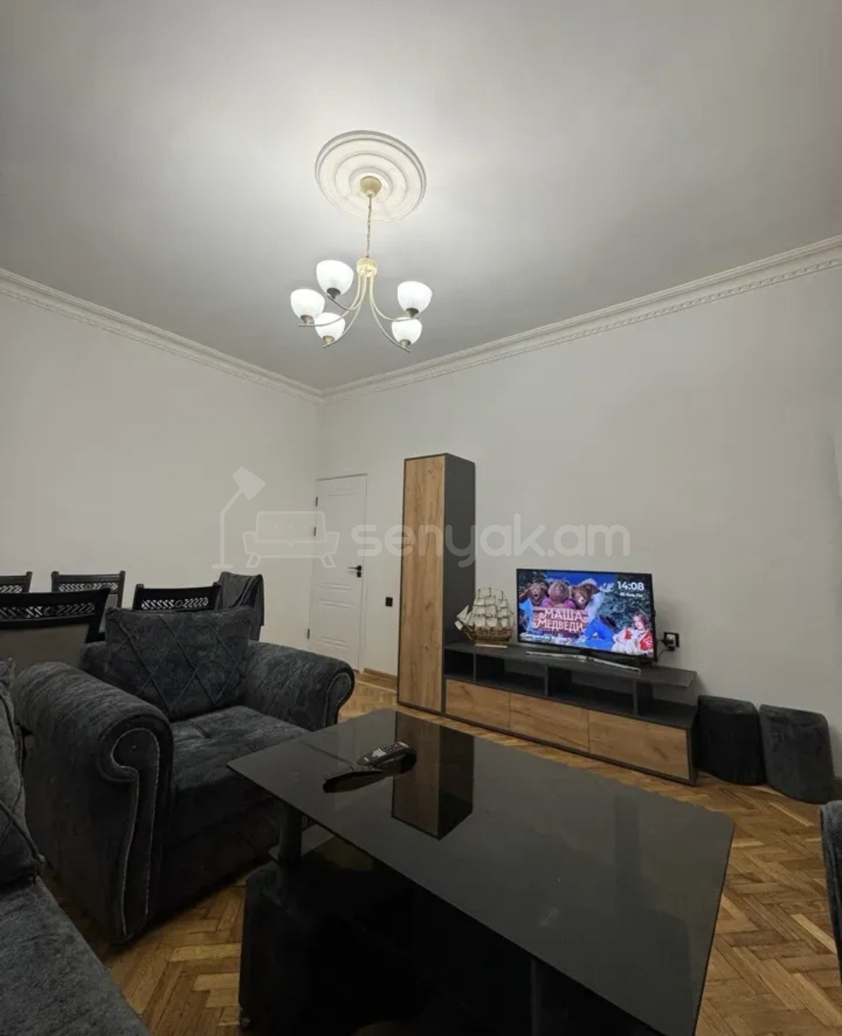 4 Սենյականոց Բնակարան Քարե Շենքում, 108քմ, 3/4 հարկ, Կապիտալ Վերանորոգված