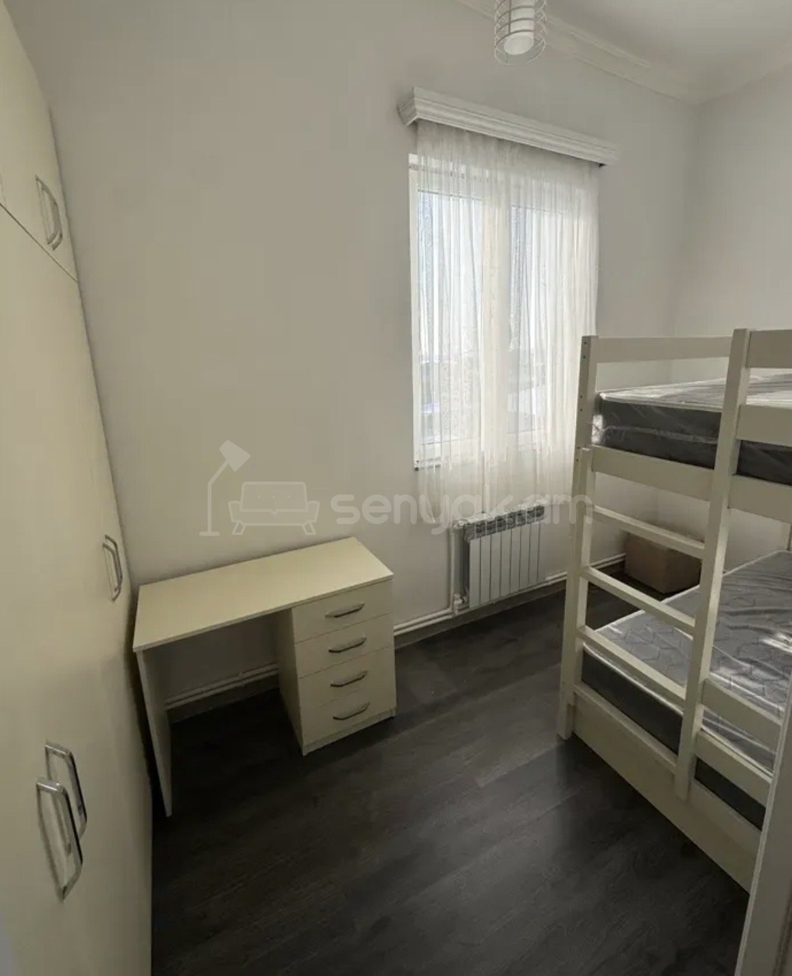 4 Սենյականոց Բնակարան Քարե Շենքում, 108քմ, 3/4 հարկ, Կապիտալ Վերանորոգված