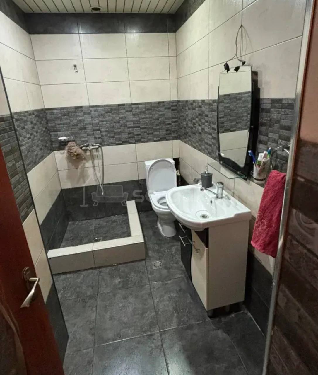 2 Սենյականոց Բնակարան, 51քմ, 6/6 հարկ, Կապիտալ Վերանորոգված
