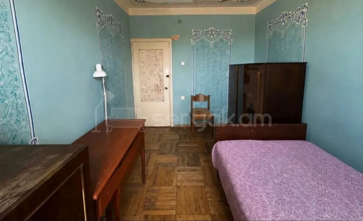 3 Սենյականոց Բնակարան, 80քմ, 9/9 հարկ, Պետական Վիճակում