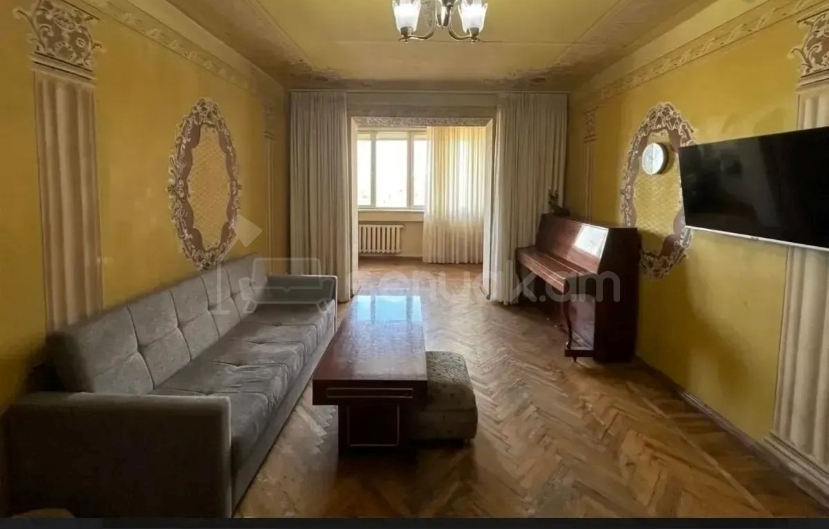 3 Սենյականոց Բնակարան, 80քմ, 9/9 հարկ, Պետական Վիճակում