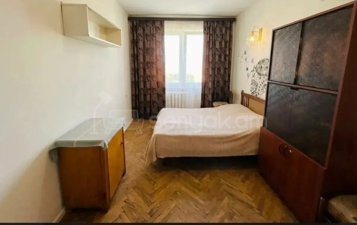 3 Սենյականոց Բնակարան, 80քմ, 9/9 հարկ, Պետական Վիճակում