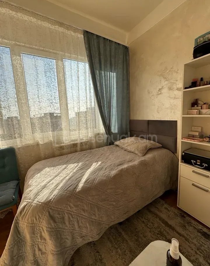 3 Սենյականոց Բնակարան, 79քմ, 8/9 հարկ, Նորմալ Վիճակում