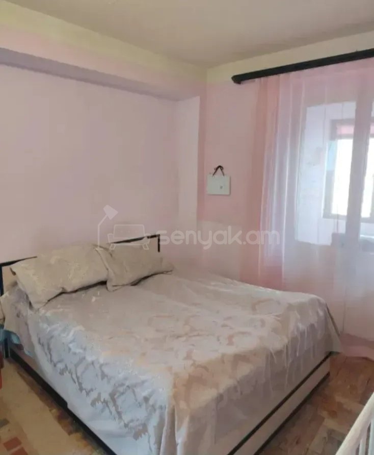 1 Սենյականոց Բնակարան, 45քմ, 8/9 հարկ, Նորմալ Վիճակում
