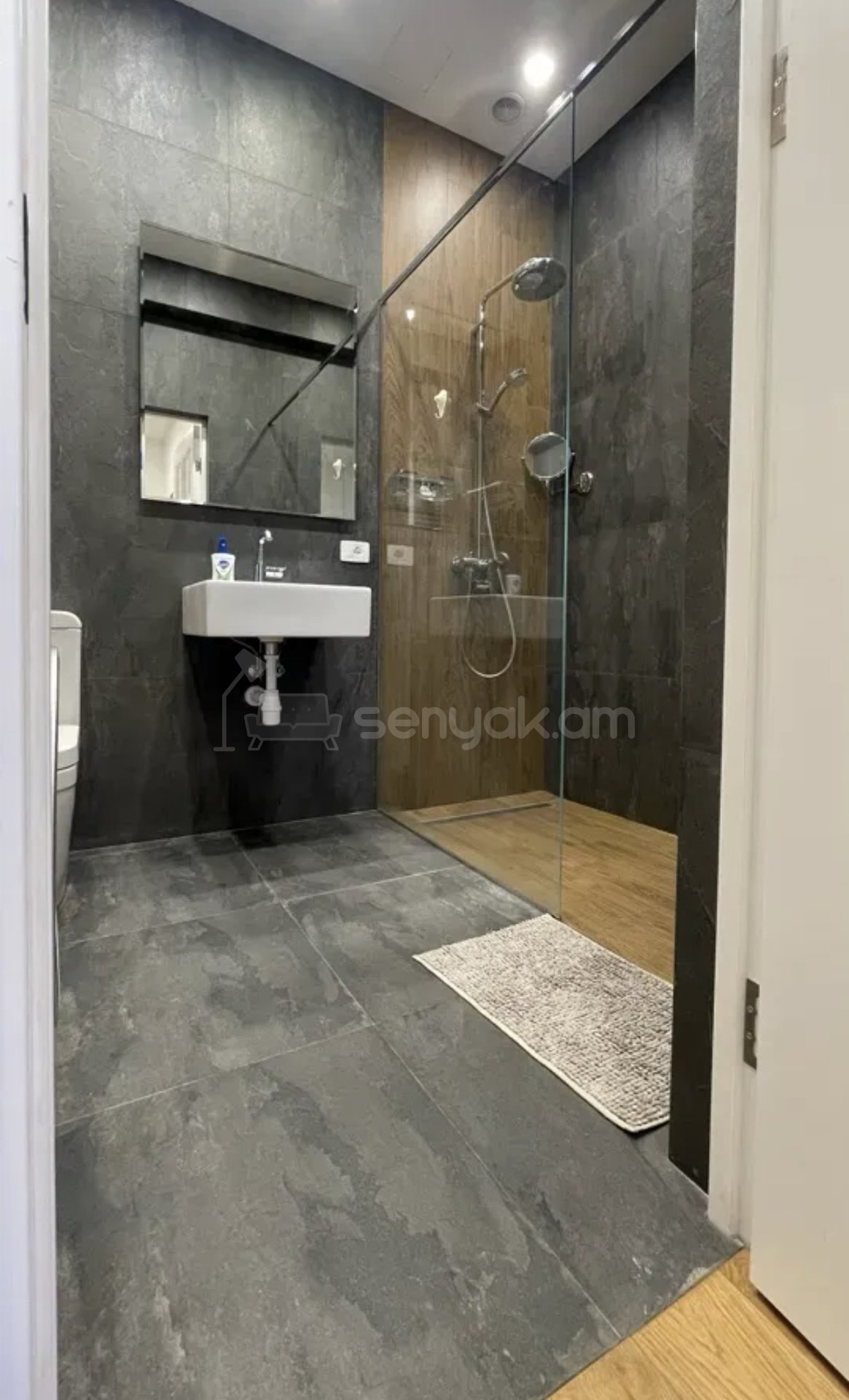 2 Սենյականոց Բնակարան Նորակառույցում, 65քմ, 13/13 հարկ, Դիզայներական Վերանորոգված, Կահավորված, Արևկող