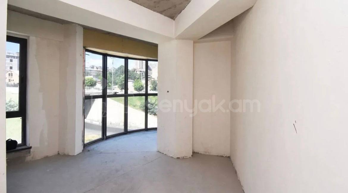 3 Սենյականոց Բնակարան, 78քմ, 4/14 հարկ, Զրոյական Վիճակում