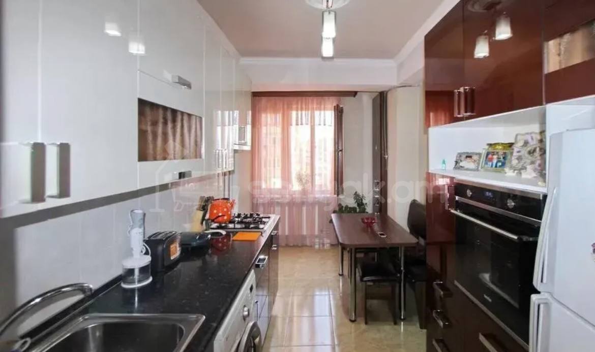 2 Սենյականոց Բնակարան, 58քմ, 6/14 հարկ, Կապիտալ Վերանորոգված, Կահավորված